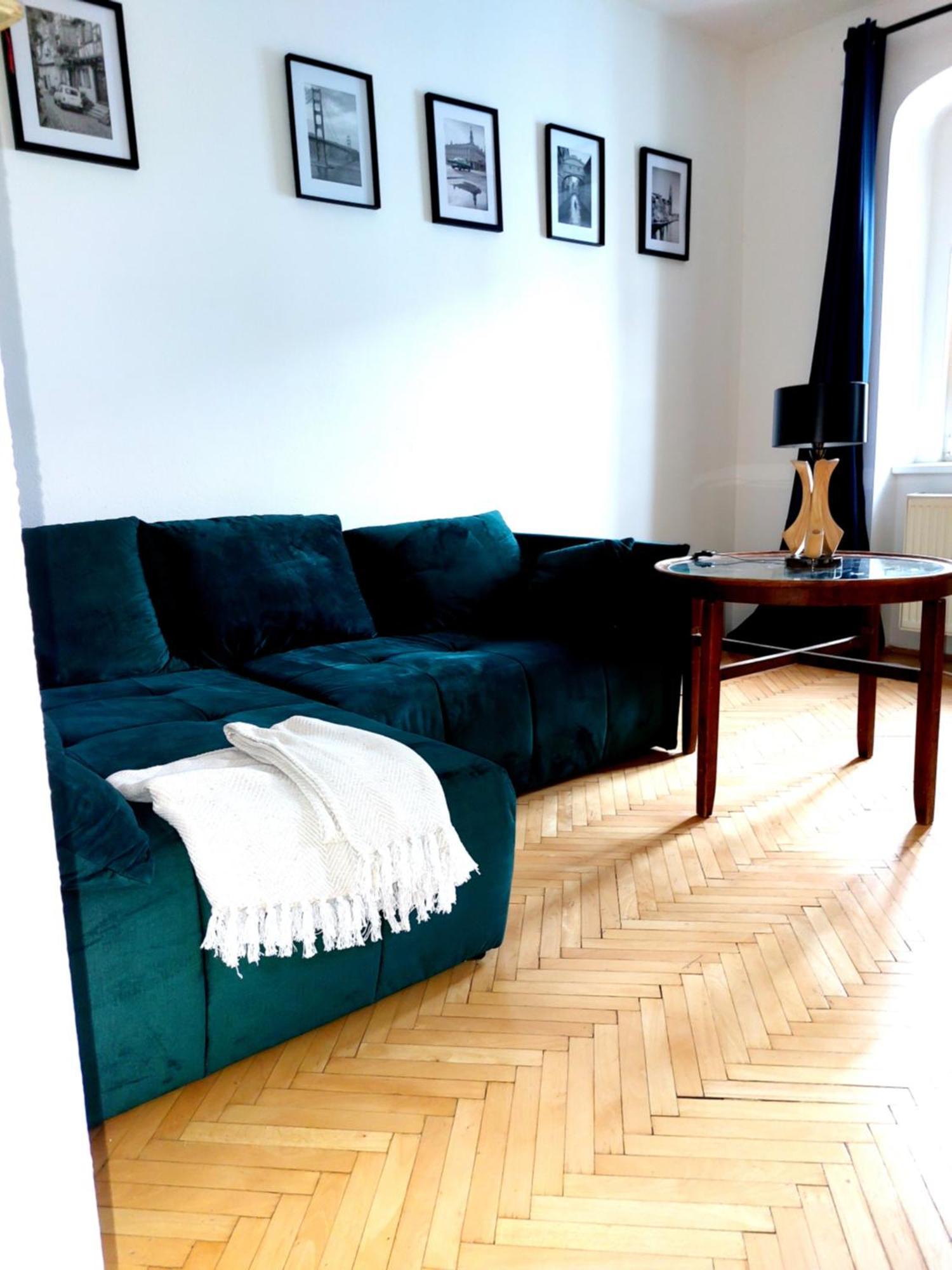 Michael'S Gate Large Apartment In A 15Th-Century Building, Old Town Bratislava Exteriér fotografie