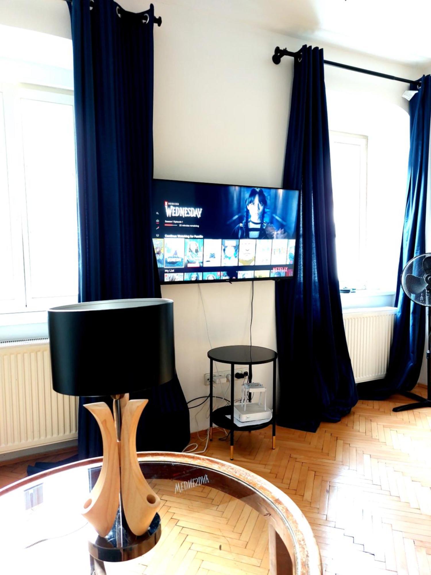 Michael'S Gate Large Apartment In A 15Th-Century Building, Old Town Bratislava Exteriér fotografie