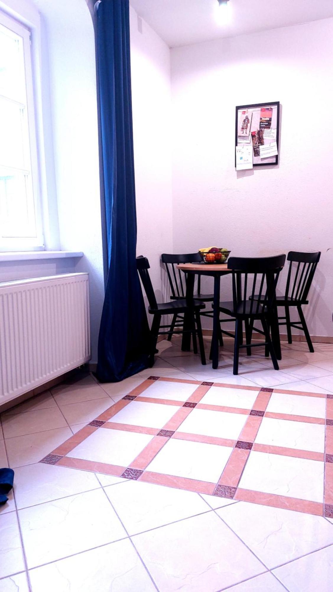 Michael'S Gate Large Apartment In A 15Th-Century Building, Old Town Bratislava Exteriér fotografie